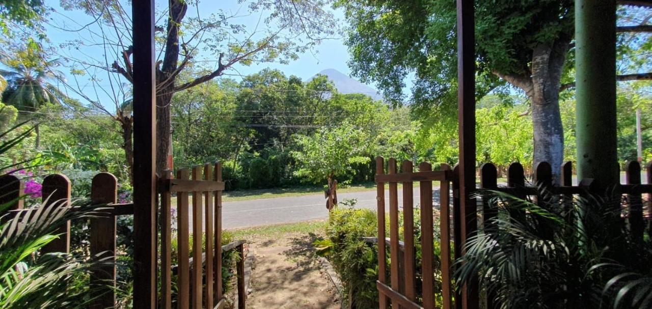B&B, Hospedaje La Penita Altagracia Luaran gambar