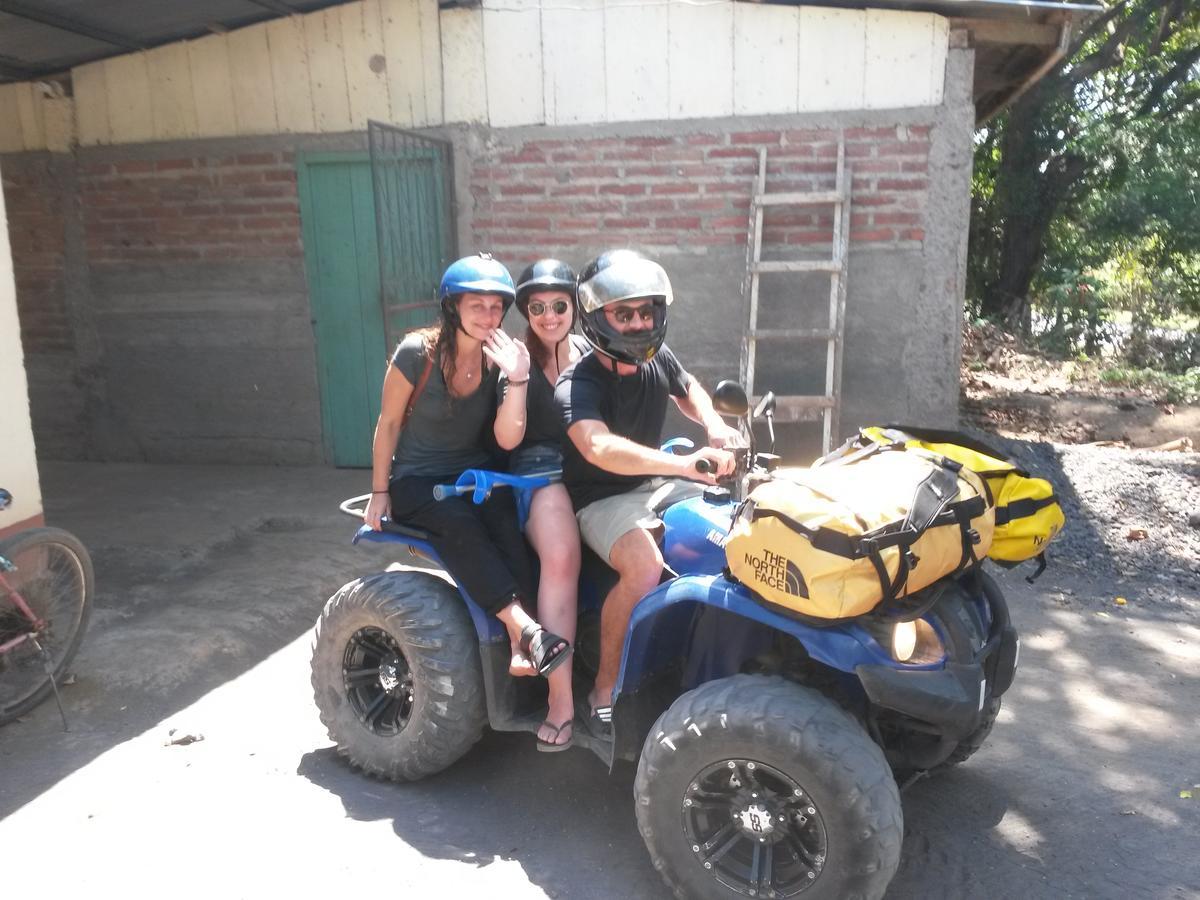 B&B, Hospedaje La Penita Altagracia Luaran gambar